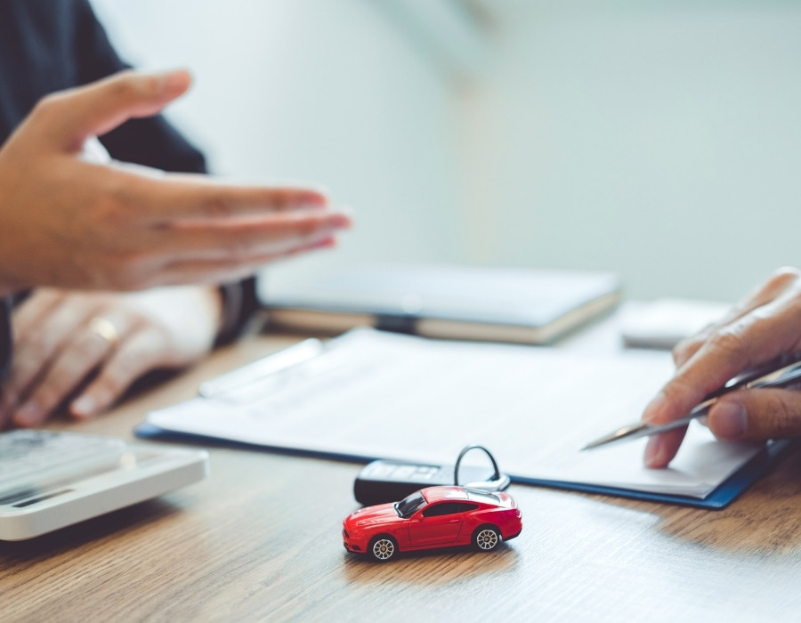 revisión de requisitos para empeño de coche